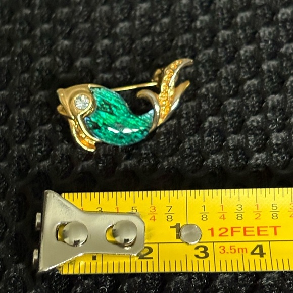 Vintage Gold Tone & Green Malachite Style Enamel Koi Fish Unisex Brooch Pin - Picture 5 of 6